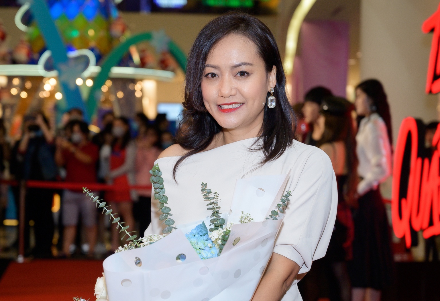 Hoang Thuy Linh Trai tim quai vat anh 14