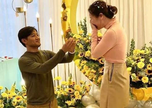 Anh cau hon cua Quy Binh hinh anh