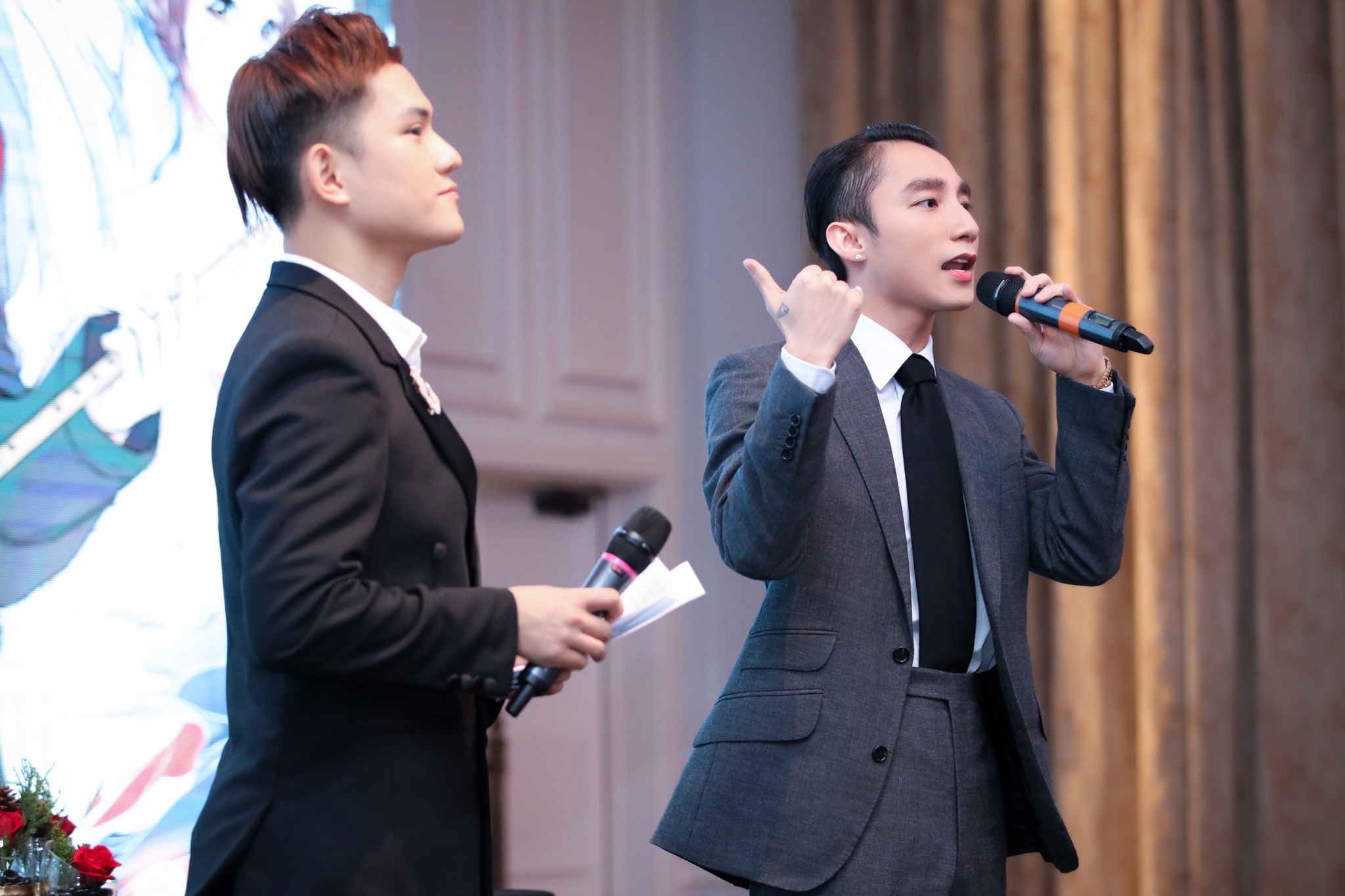 Son Tung ra mat truyen tranh Lac troi anh 6