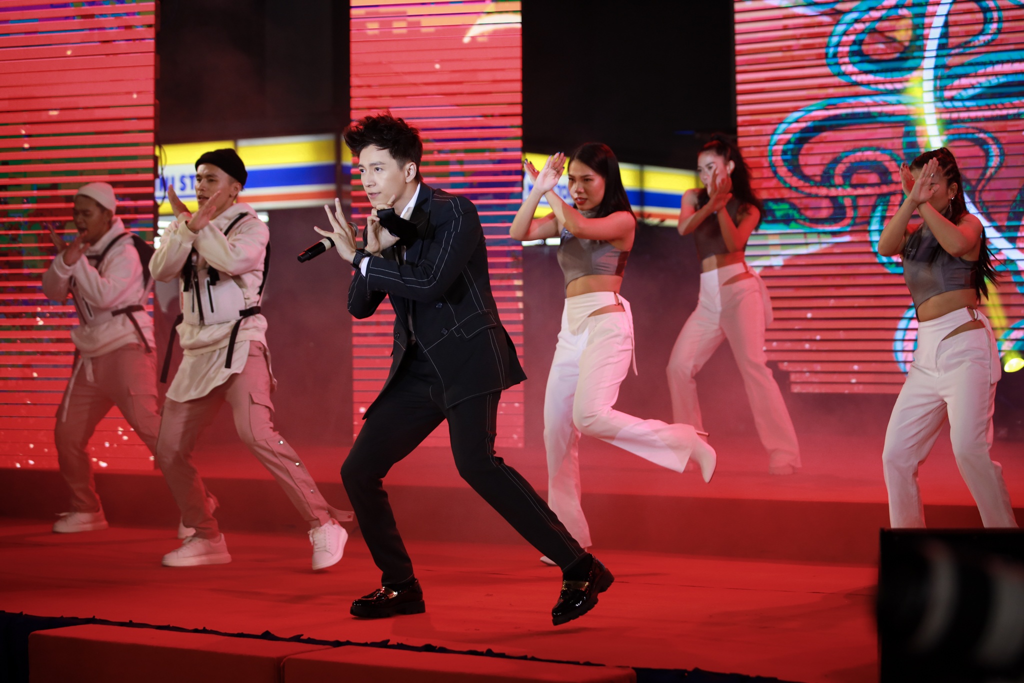 Ngô Kiến Huy kết hợp rapper ảnh 4 Ngo Kien Huy ket hop rapper anh 4