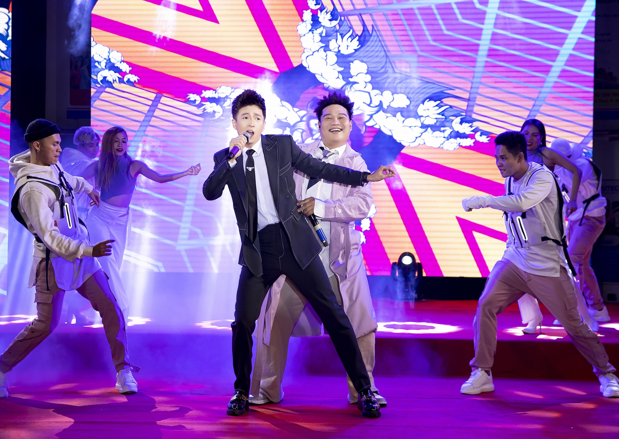Ngô Kiến Huy kết hợp rapper ảnh 3 Ngo Kien Huy ket hop rapper anh 3