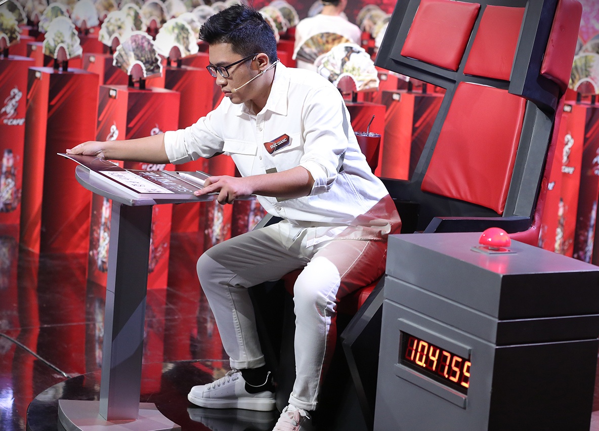 Thi sinh Sieu tri tue Viet Nam tiec vi nhan ra tai nang qua muon hinh anh