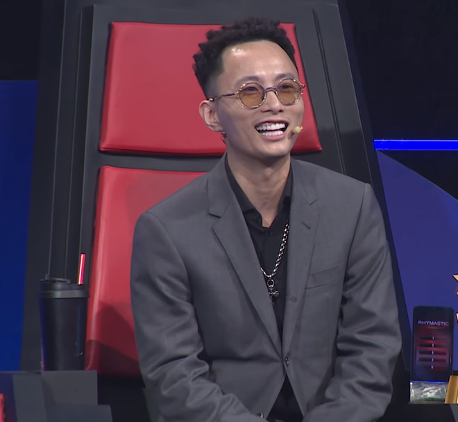 Rapper lam giam khao Sieu tri tue Viet Nam anh 4