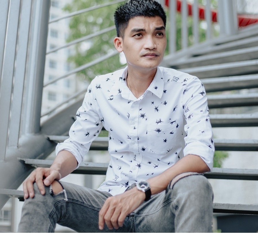 Mac Van Khoa bi huy show dien Tet anh 1