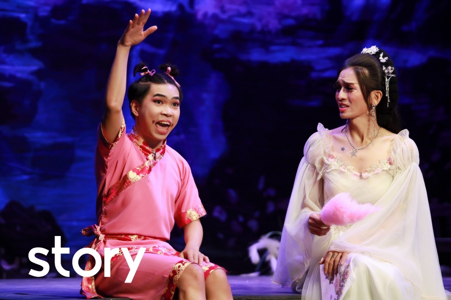 Buoi dien cuoi cua Minh Du, BB Tran truoc khi san khau dong cua hinh anh