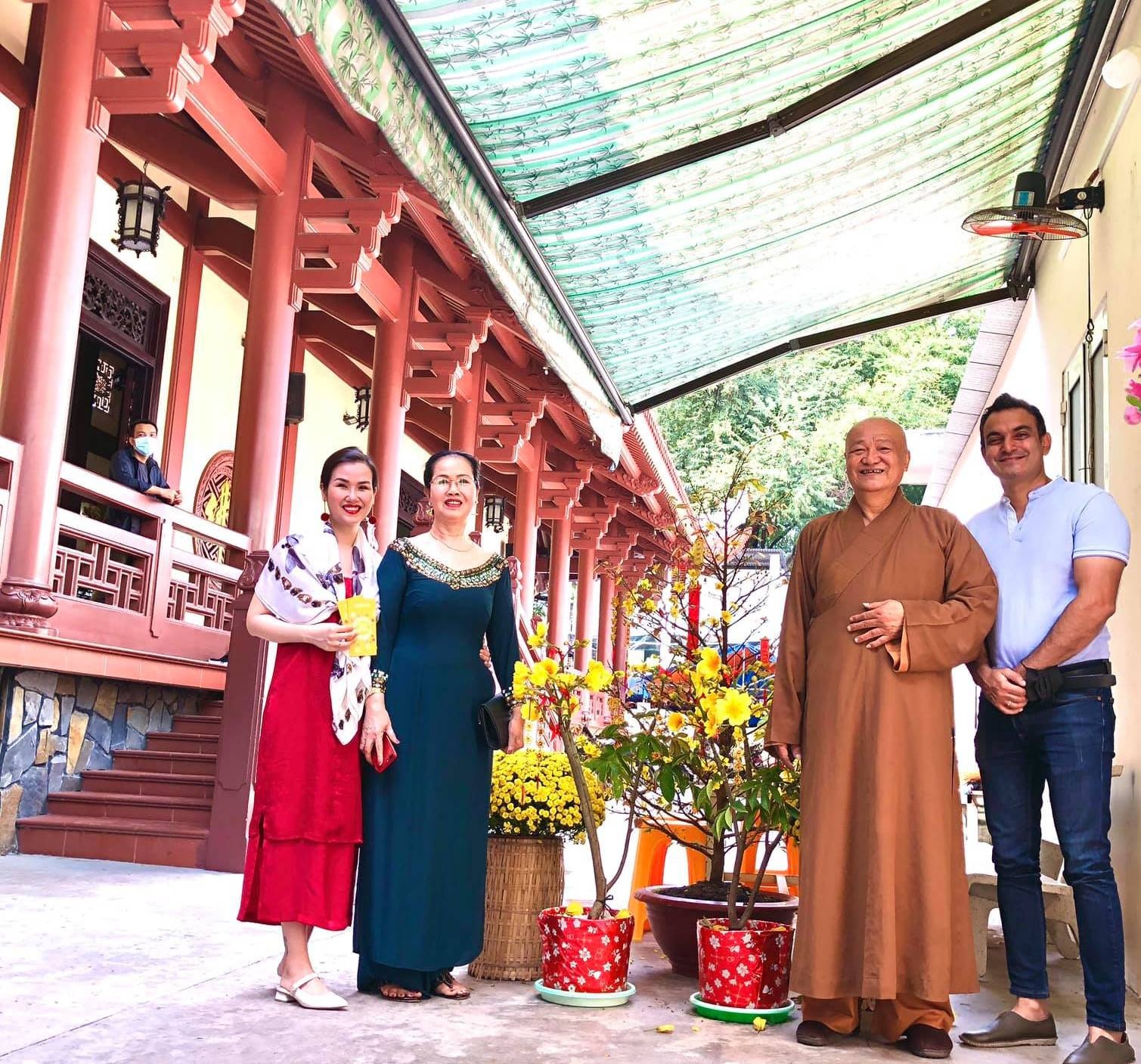 sao Viet di le chua anh 4