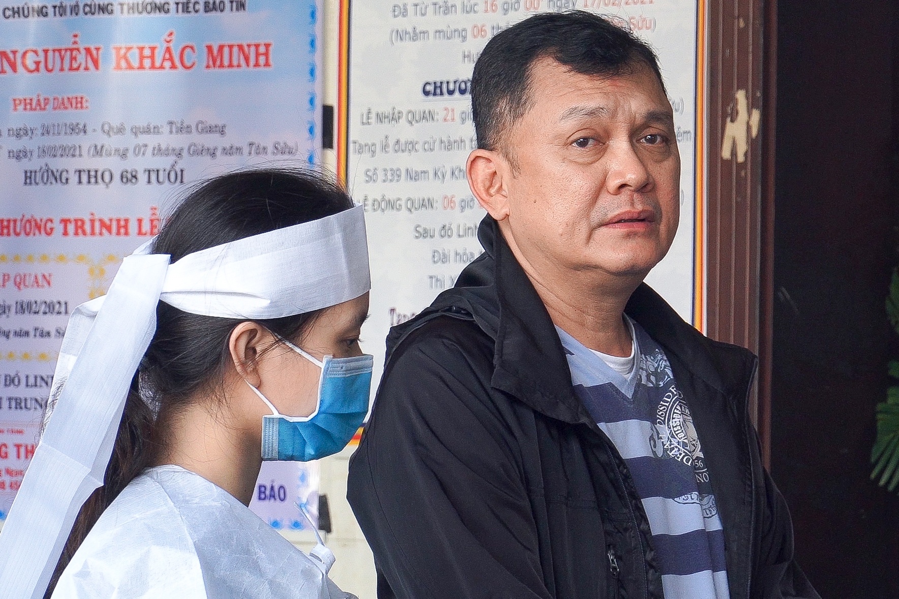 NSUT Huu Chau, Quoc Thuan vieng Hai Dang hinh anh