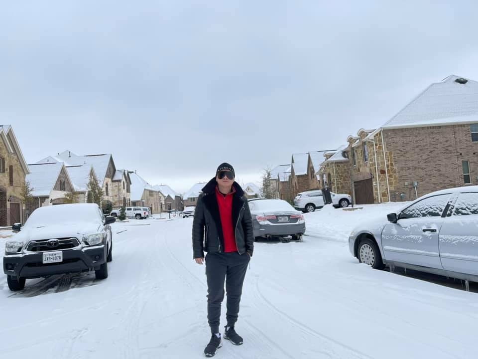 Han Thai Tu di o nho vi bao tuyet anh 1