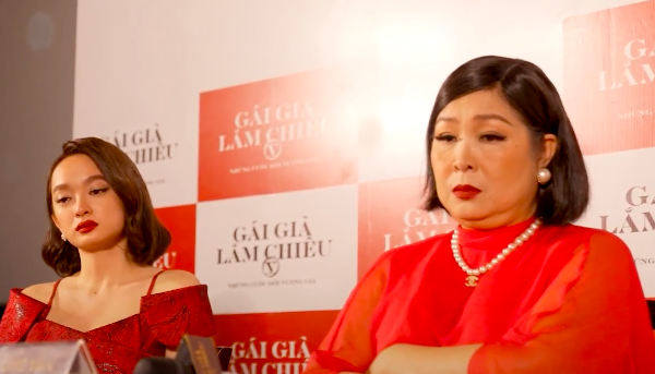 Dan dien vien 'Gai gia lam chieu V' khoc khi nhac den NSND Hoang Dung hinh anh