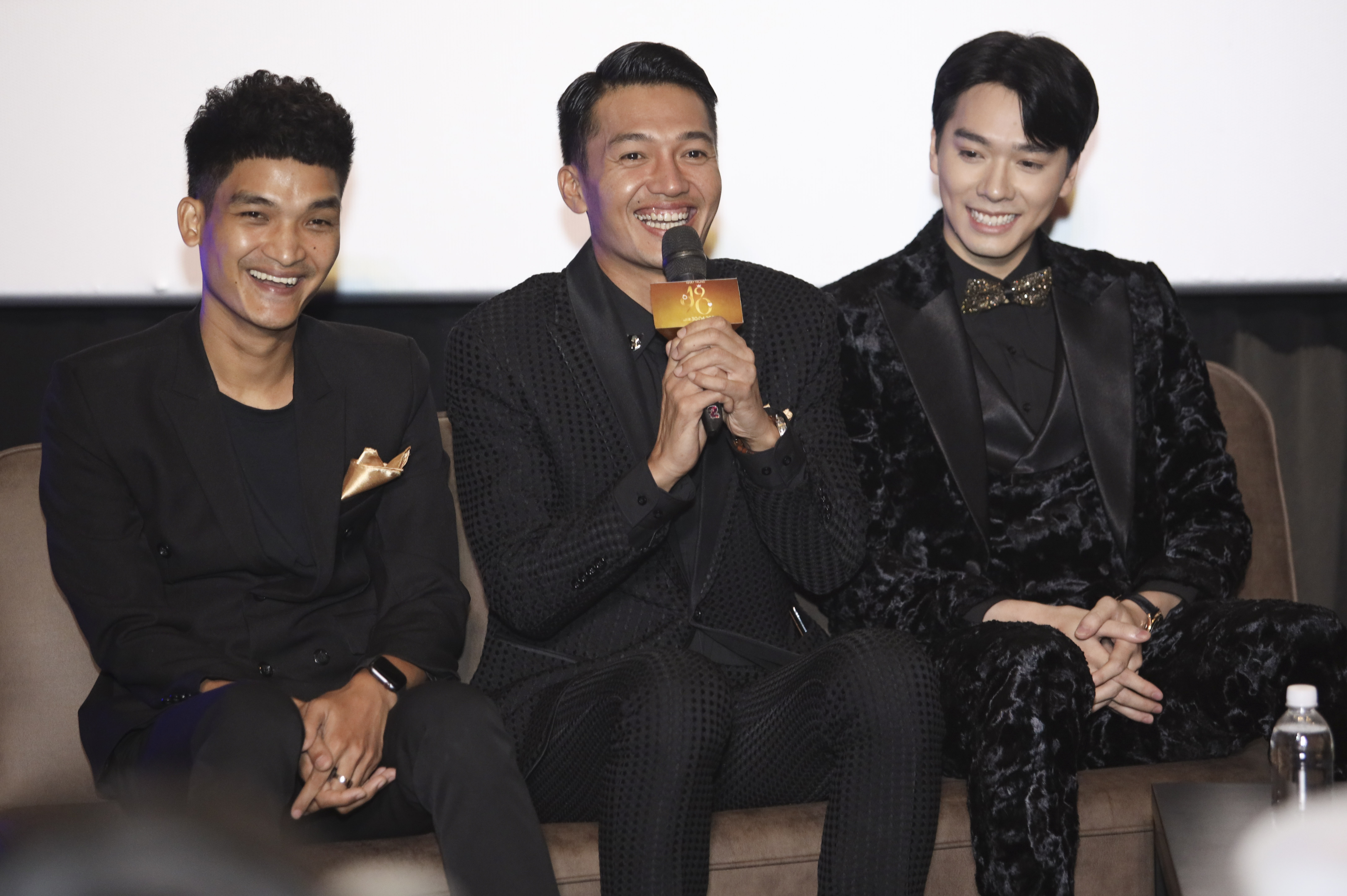 Nha Phuong,  Lan Ngoc du ra mat phim anh 8