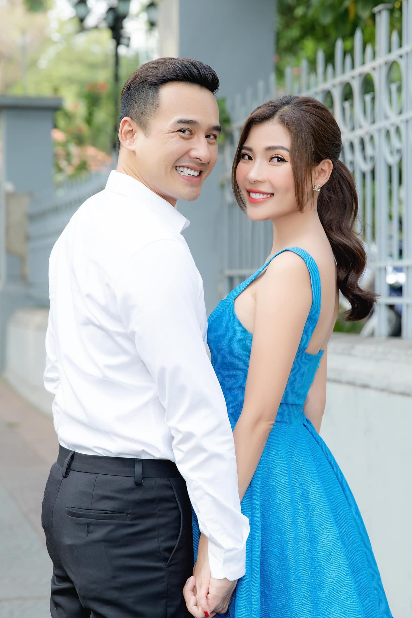 Thúy Diễm tránh mặt khi Lương Thế Thành hôn bạn diễn ảnh 2 Thuy Diem tranh mat khi Luong The Thanh hon ban dien anh 2