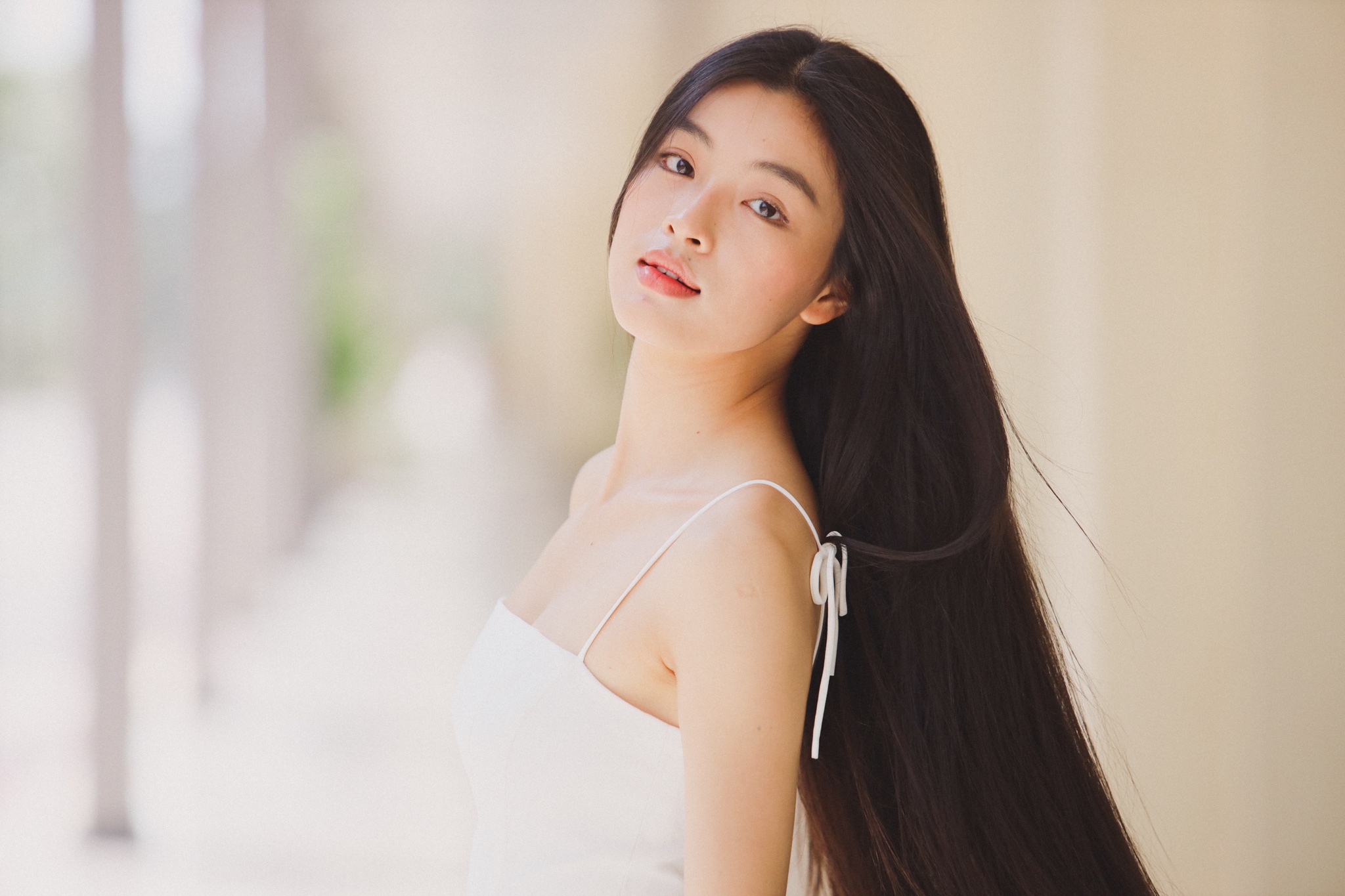 Lan Thy dung hoc truong y anh 1