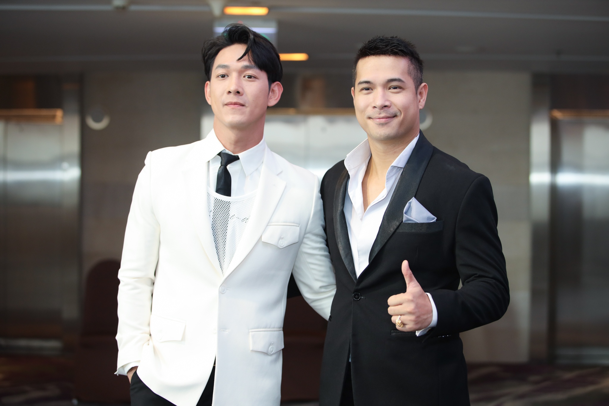 Nha Phuong khoc o hop bao anh 9