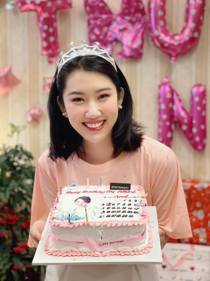 Thuy Ngan don tuoi 30 anh 1