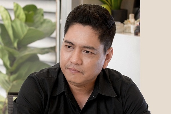 Dao dien Duc Thinh: 'Dien anh Viet dang thieu anh hung' hinh anh