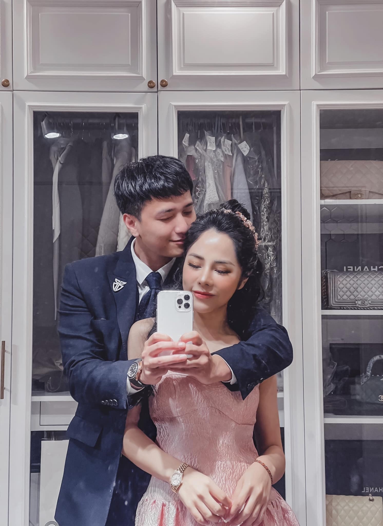 Huynh Anh va ban gai anh 2