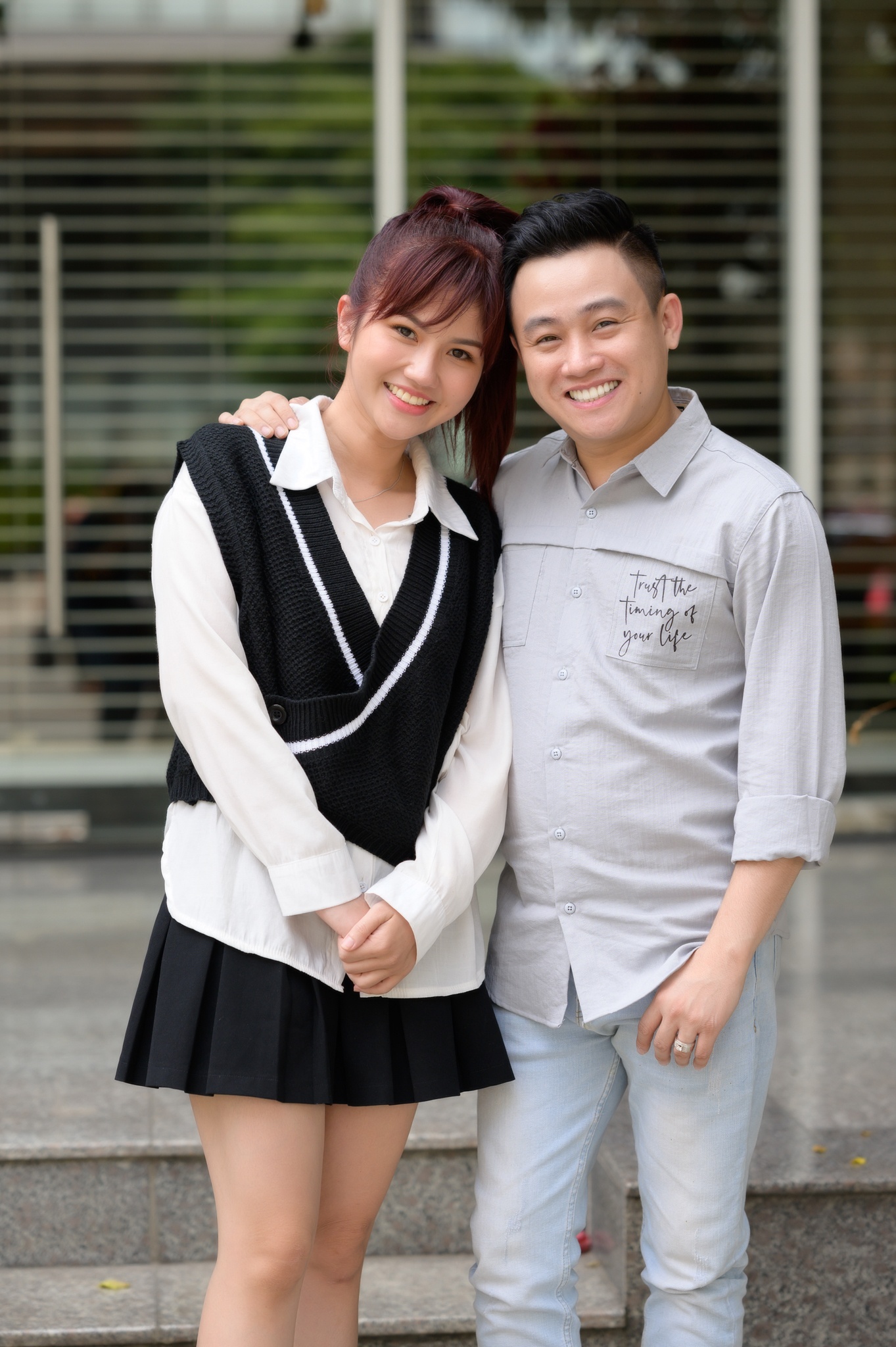 Bạn gái nhận lời yêu khi Hữu Tín vẫn trả nợ ảnh 3 Ban gai nhan loi yeu khi Huu Tin van tra no anh 3