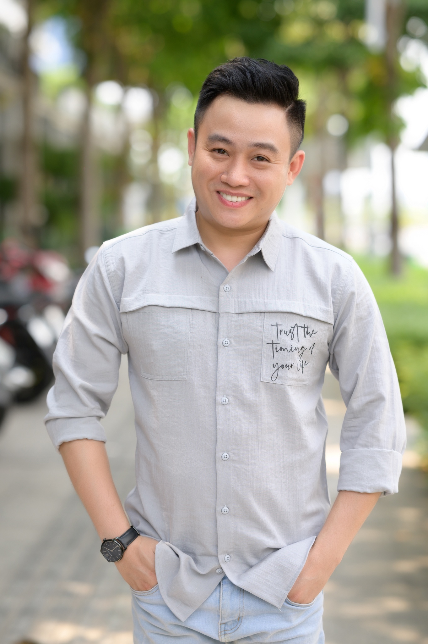 Bạn gái nhận lời yêu khi Hữu Tín vẫn trả nợ ảnh 5 Ban gai nhan loi yeu khi Huu Tin van tra no anh 5