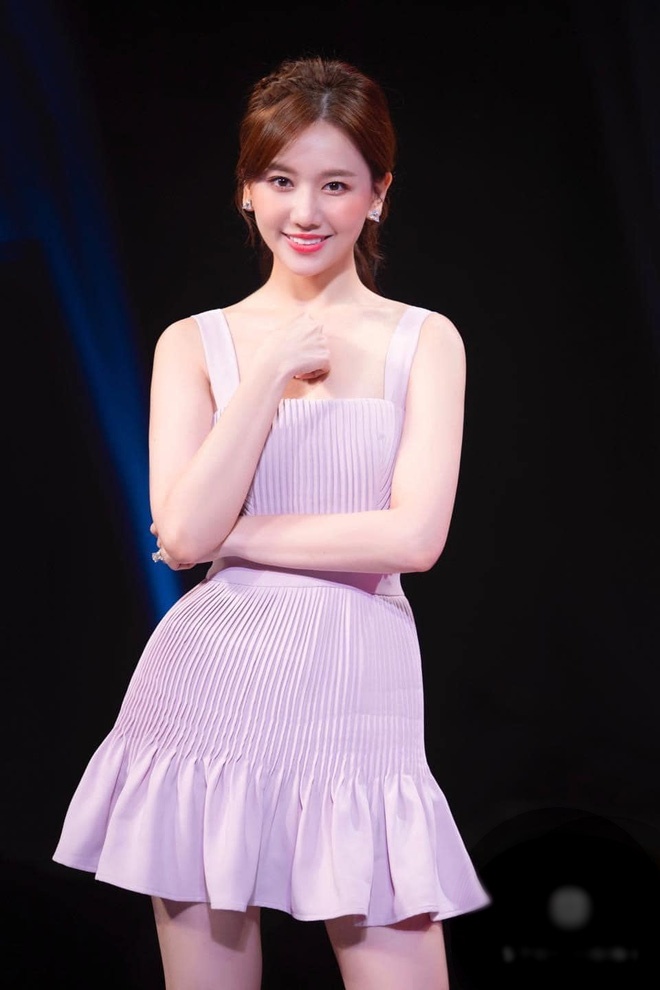 Nhã Phương và sao Việt mắc bệnh ngôi sao ảnh 7 Nha Phuong va sao Viet mac benh ngoi sao anh 7