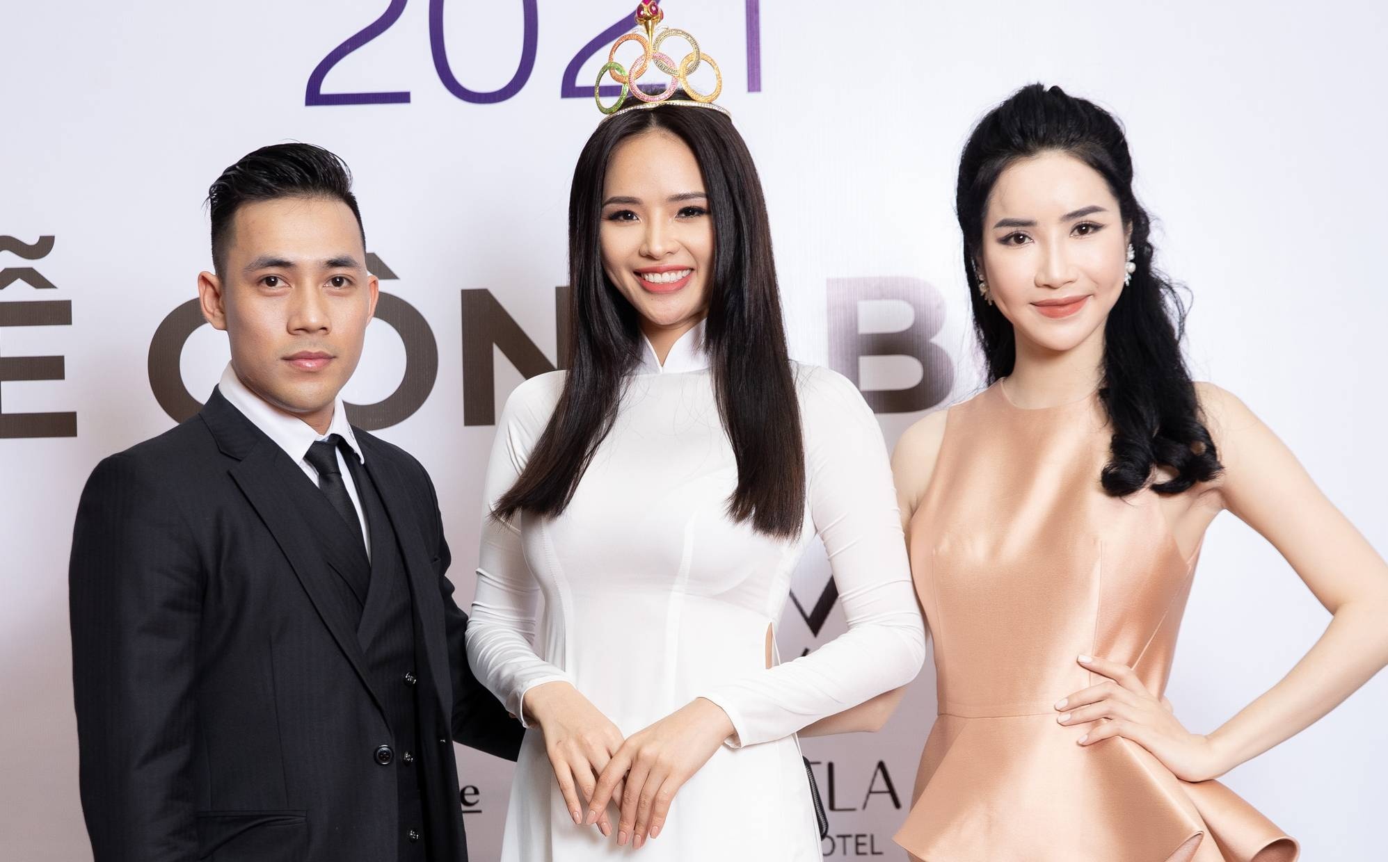 Hoa hau Du lich Viet Nam toan cau 2021 chap nhan thi sinh chuyen gioi hinh anh