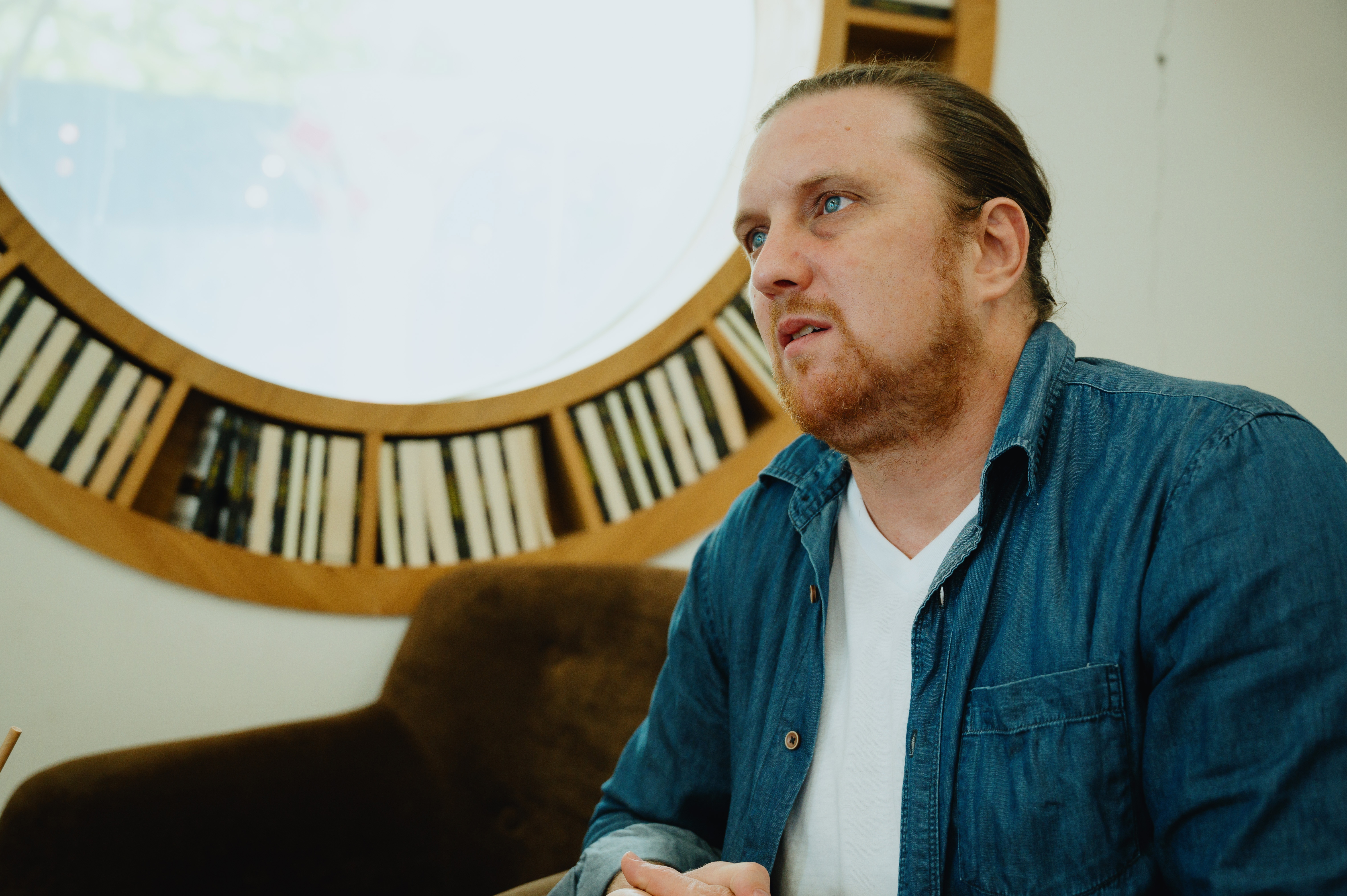 Dao dien nguoi My lam phim ve dam tang anh 3