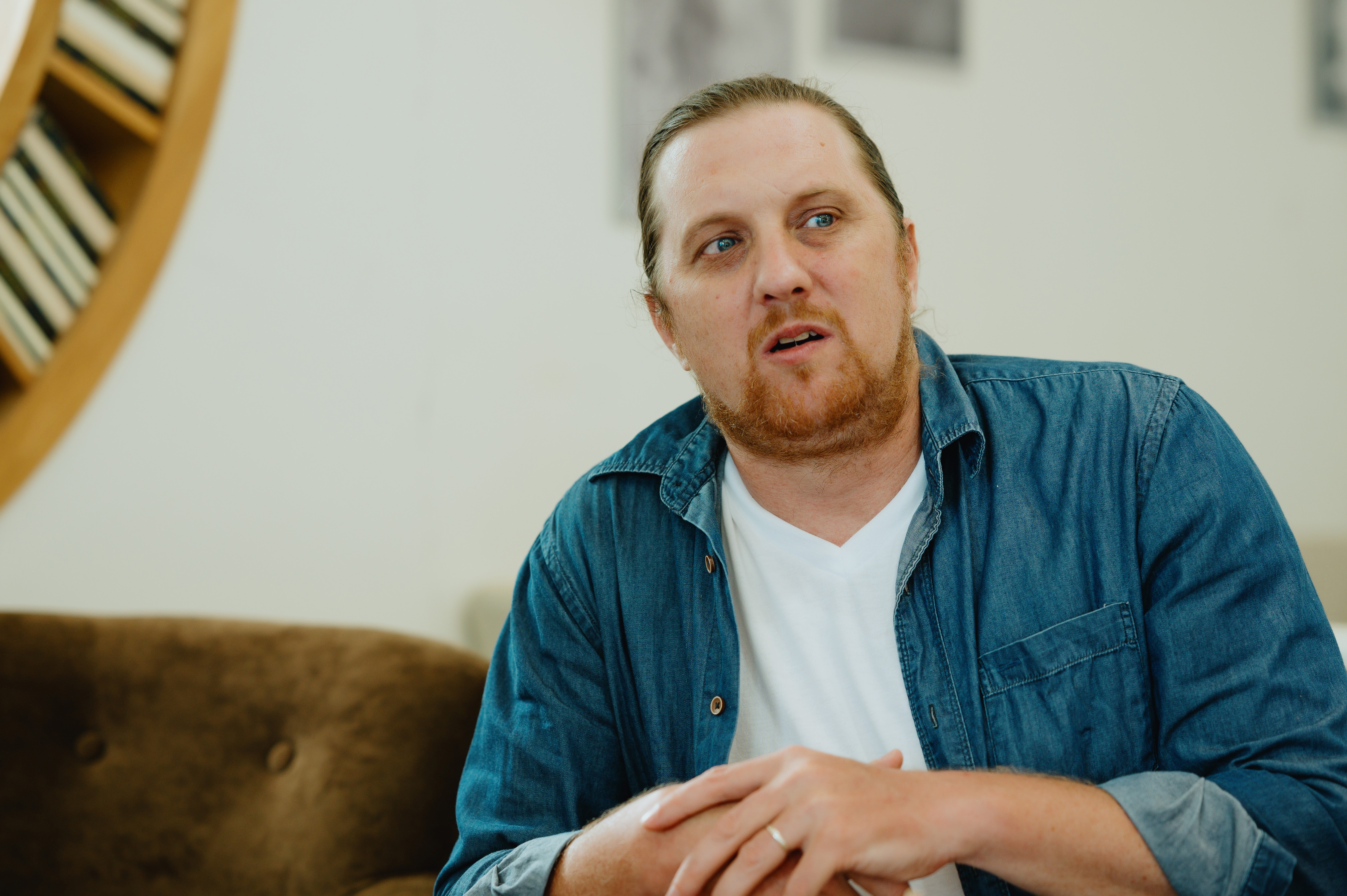 Dao dien nguoi My lam phim ve dam tang anh 1