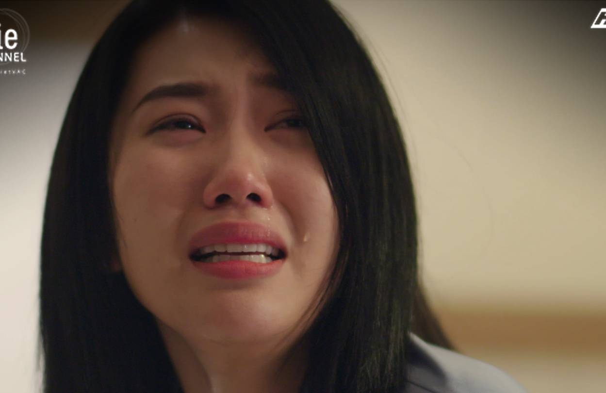 'Cay tao no hoa': Lam (Kim Nha) tu tu, Chau bi duoi viec hinh anh