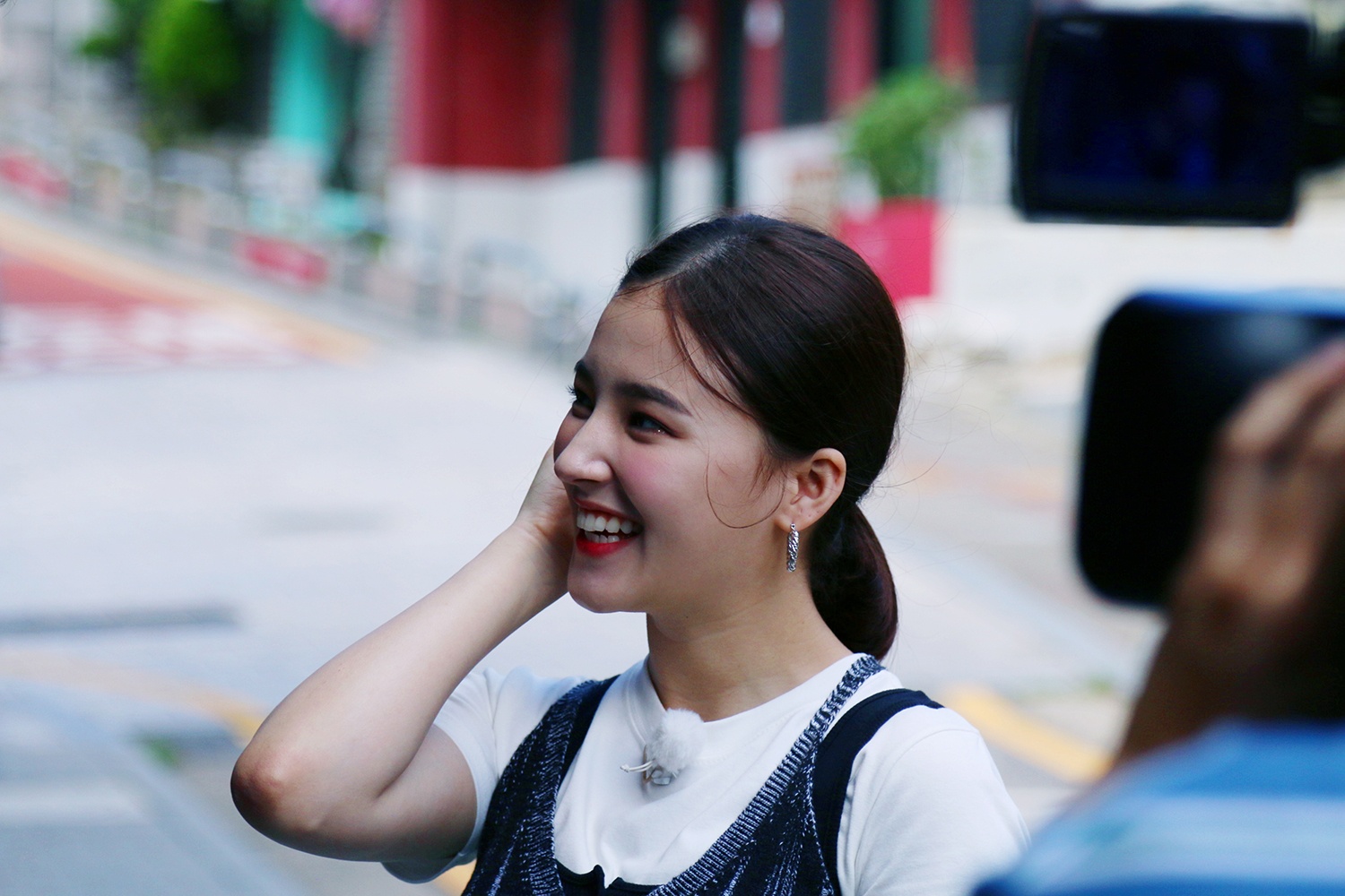 Nancy tham gia show sau vu lo anh nhay cam anh 4