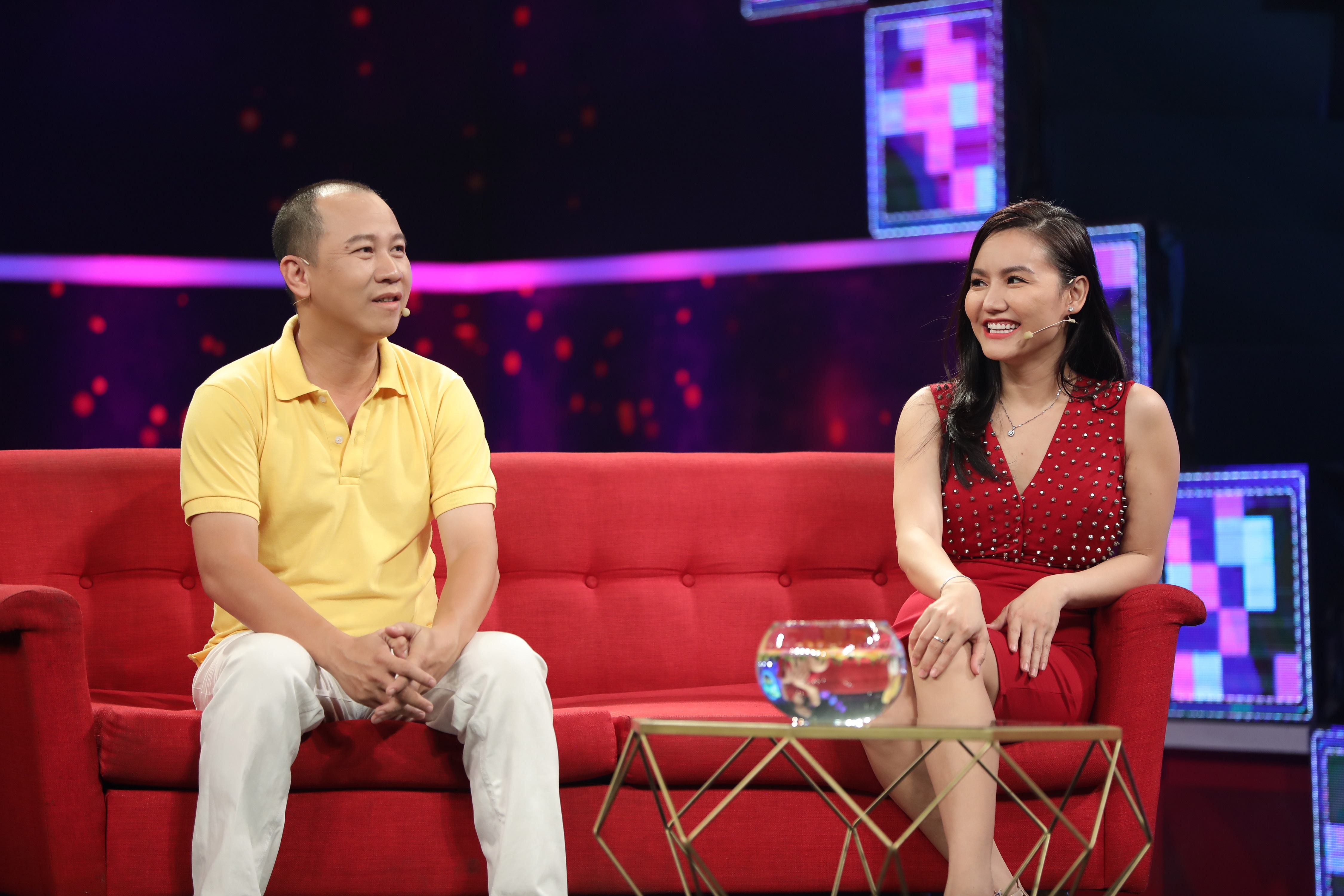 Tinh yeu cua Anh Thuy va chong nhac si anh 1