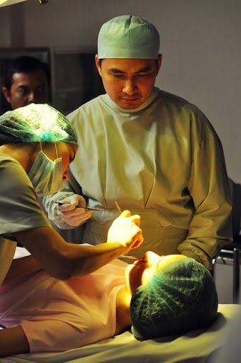 Nhung vai dien cua Chi Bao anh 5