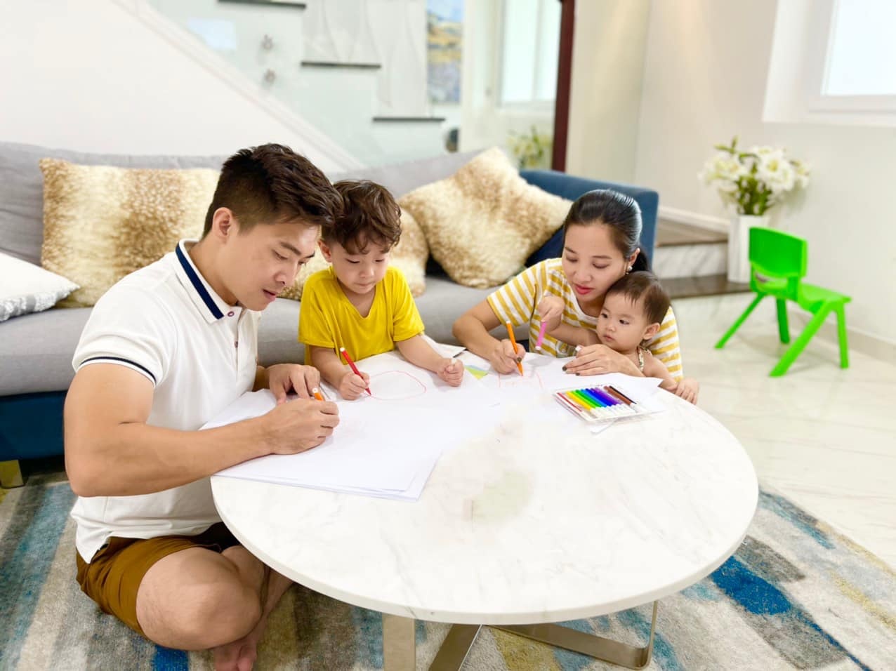 Vo Ha Tram xet nghiem Covid-19 anh 3