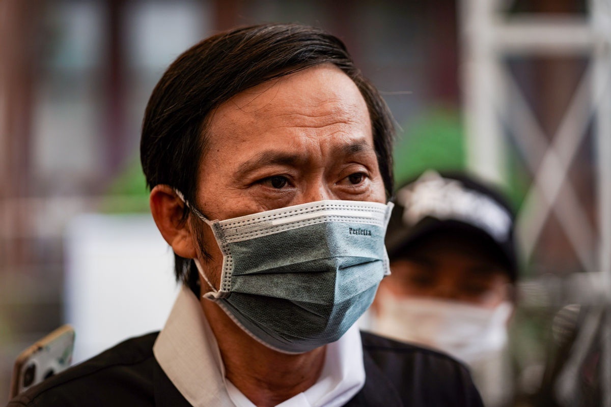 Hoai Linh rut khoi Thach thuc danh hai hinh anh