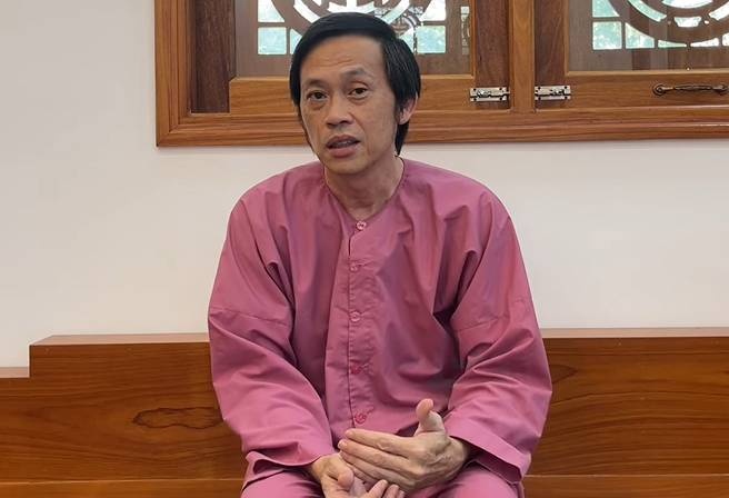 Hoai Linh rut khoi Thach thuc danh hai anh 1