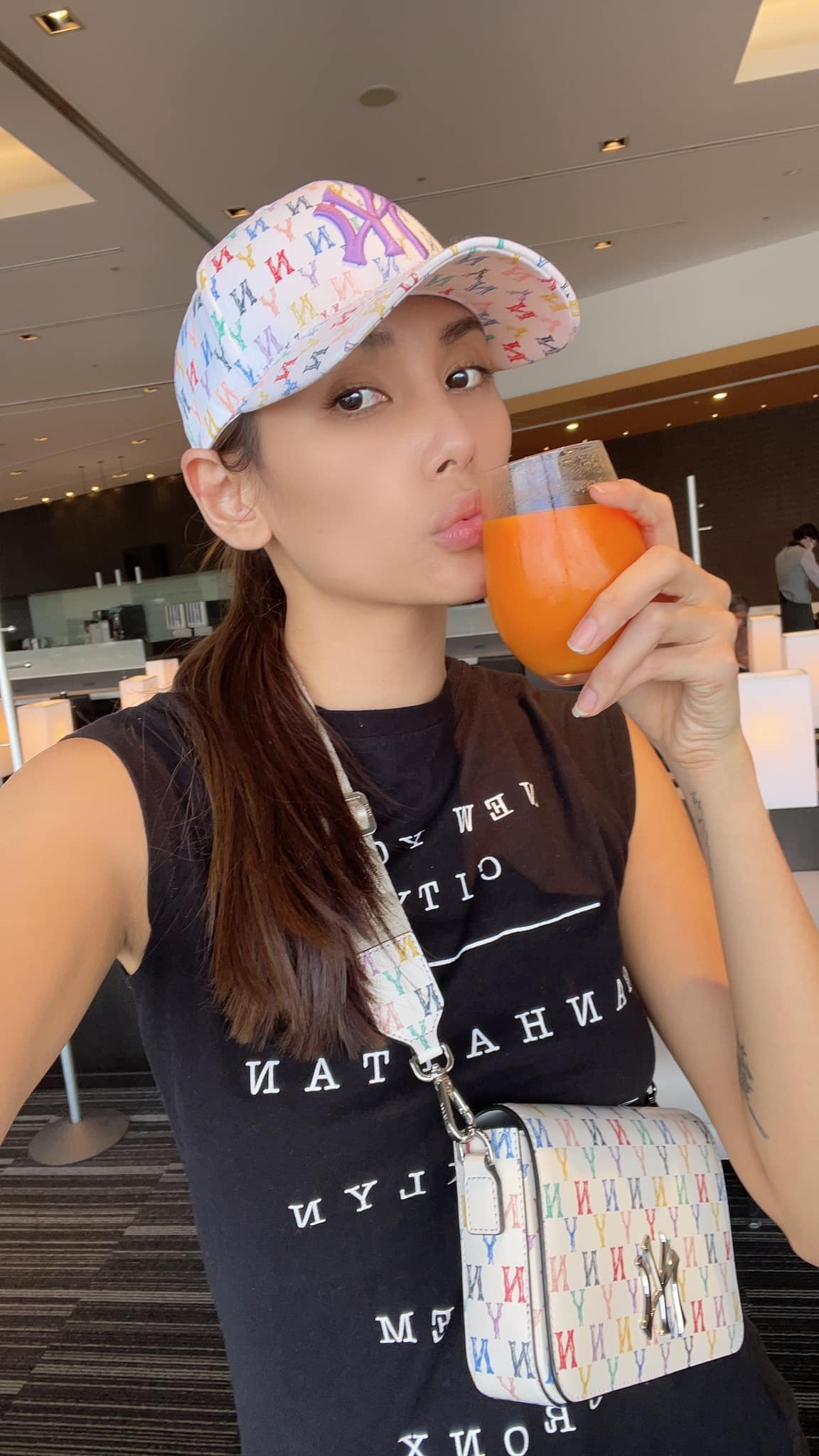 Võ Hoàng Yến yêu xa ảnh 2 Vo Hoang Yen yeu xa anh 2