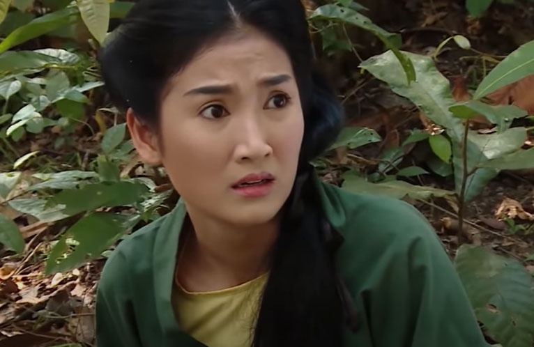 Dien vien tren phim Viet: Ngu van trang diem, quan ao moi du ngheo kho hinh anh