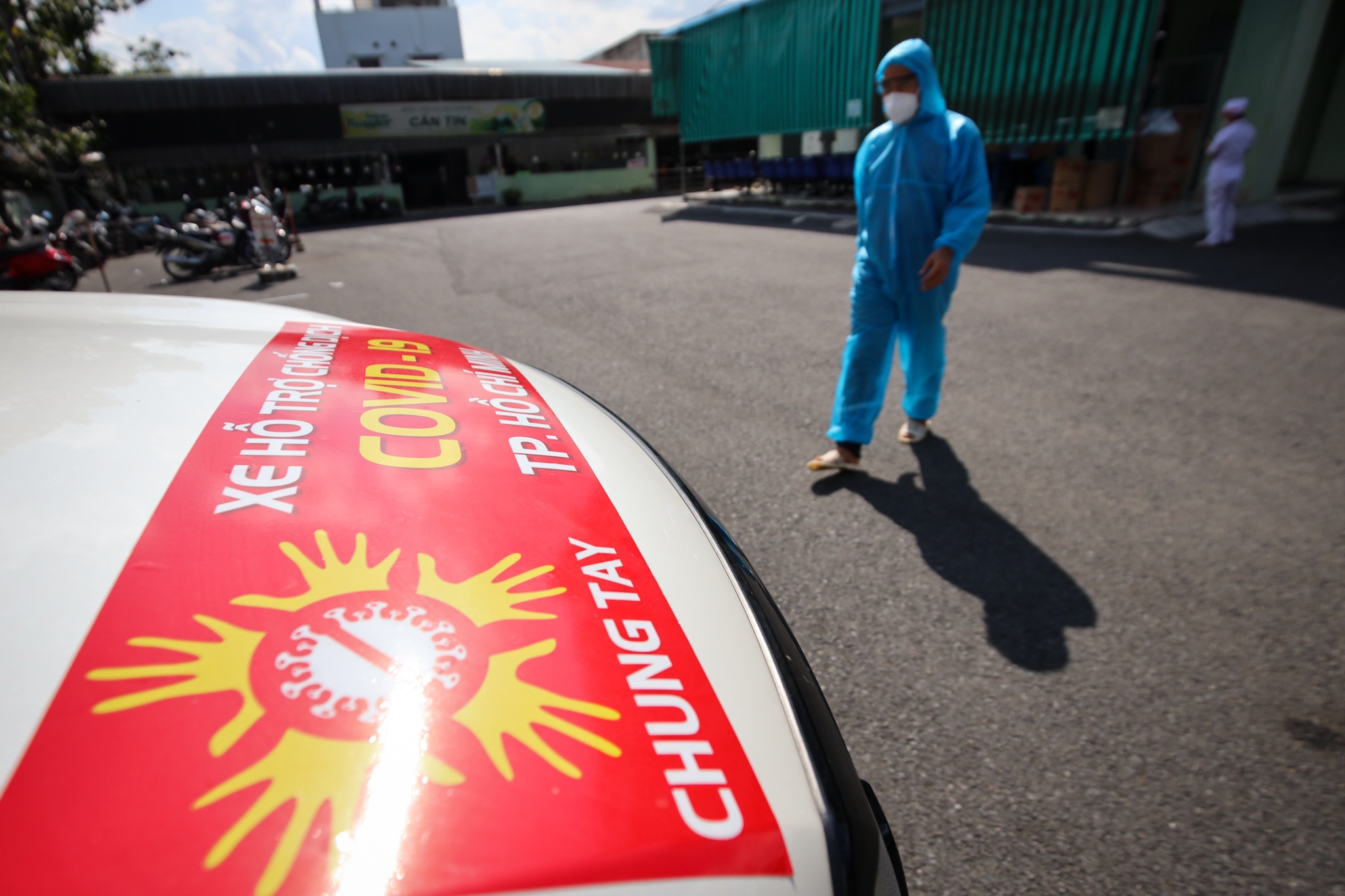 Quyen Linh lam tu thien anh 6