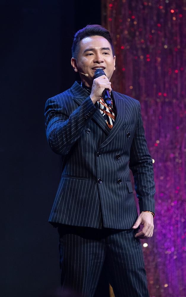 Ca si Viet Quang qua doi anh 2