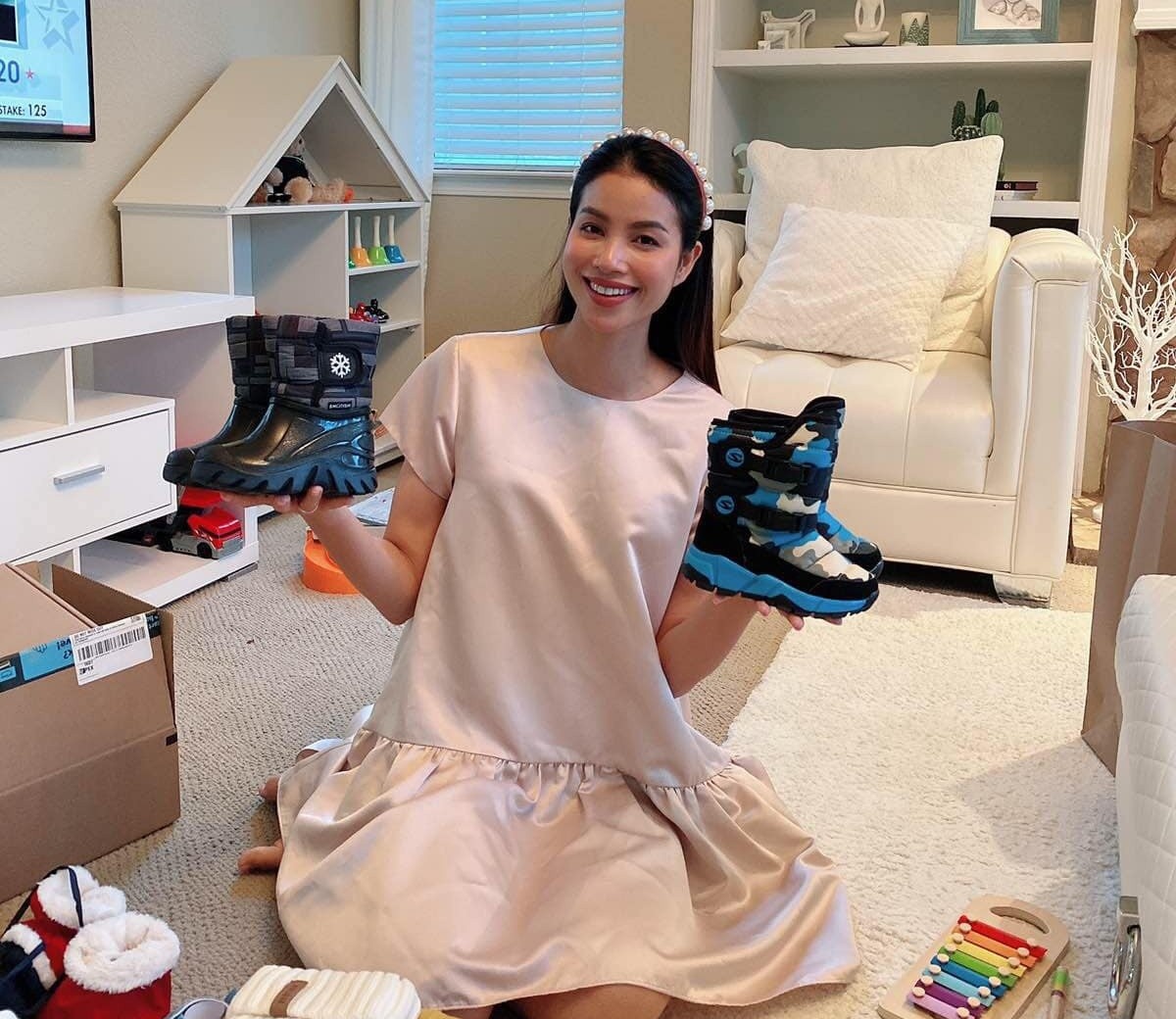 Pham Huong sinh con thu hai anh 1