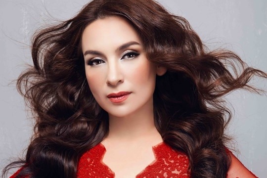 Suc khoe Phi Nhung sau hon 10 ngay chuyen vien hinh anh