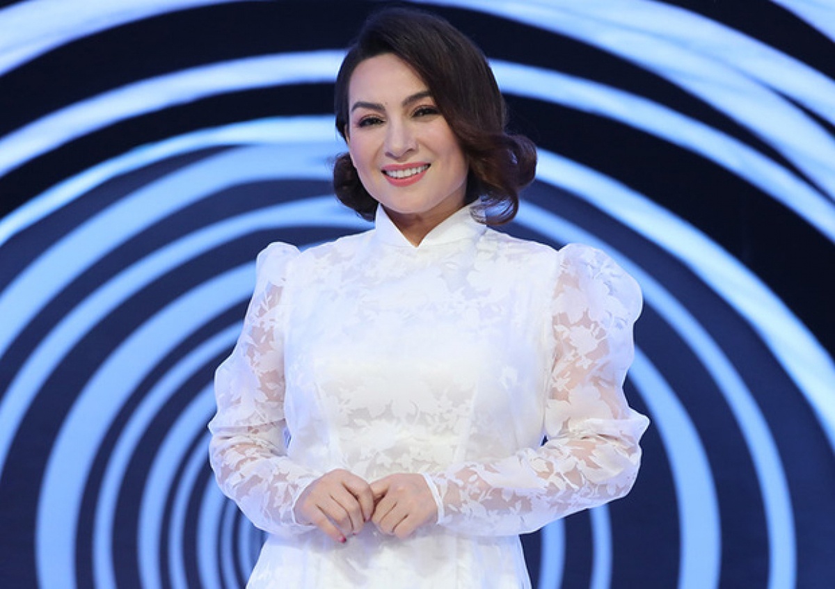 Phi Nhung mac Covid-19 anh 1