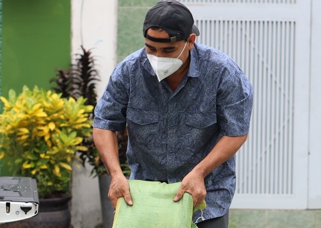 Quyen Linh gui hon 500 trieu dong giup nghe si kho khan hinh anh