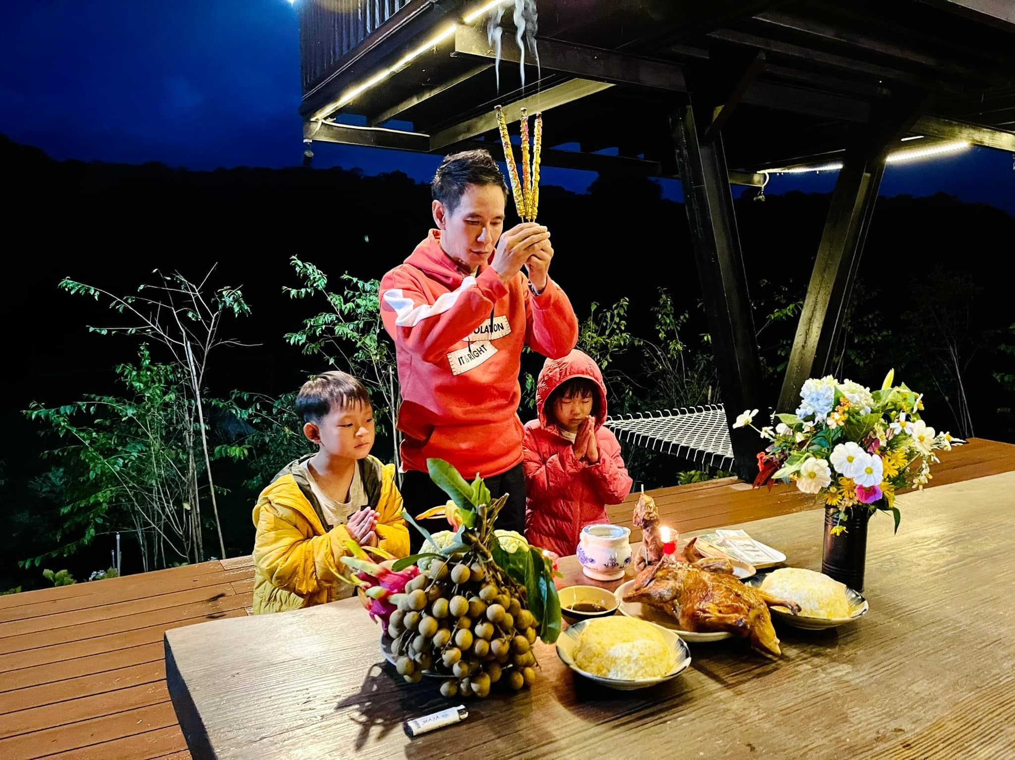 Nghe si Viet cung To nghe anh 1