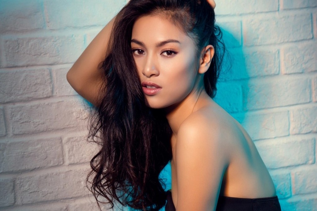 Nhung Kate: 'Toi va Johnny Tri Nguyen chua nghi den chuyen ket hon' hinh anh