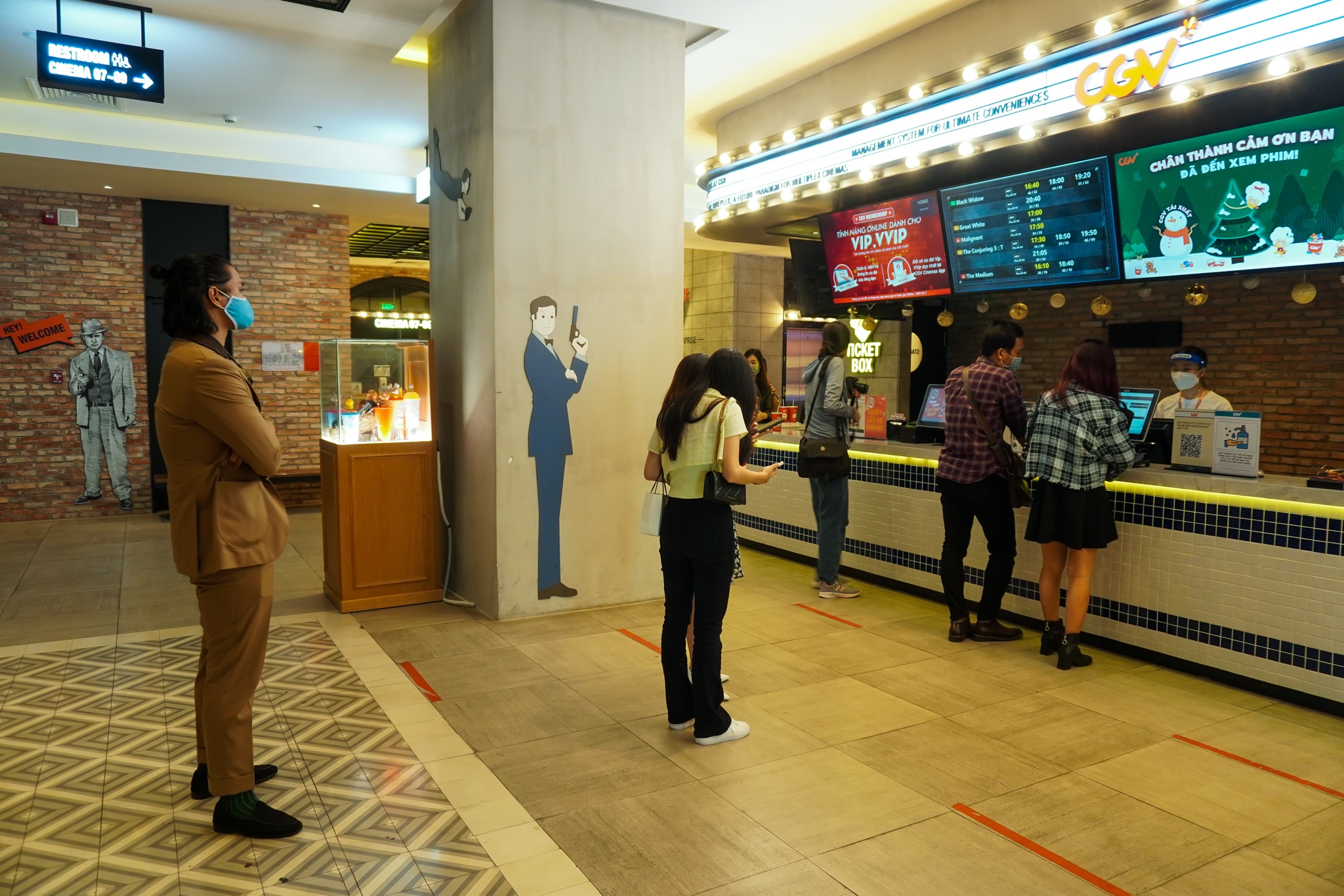 rap phim mo cua anh 5