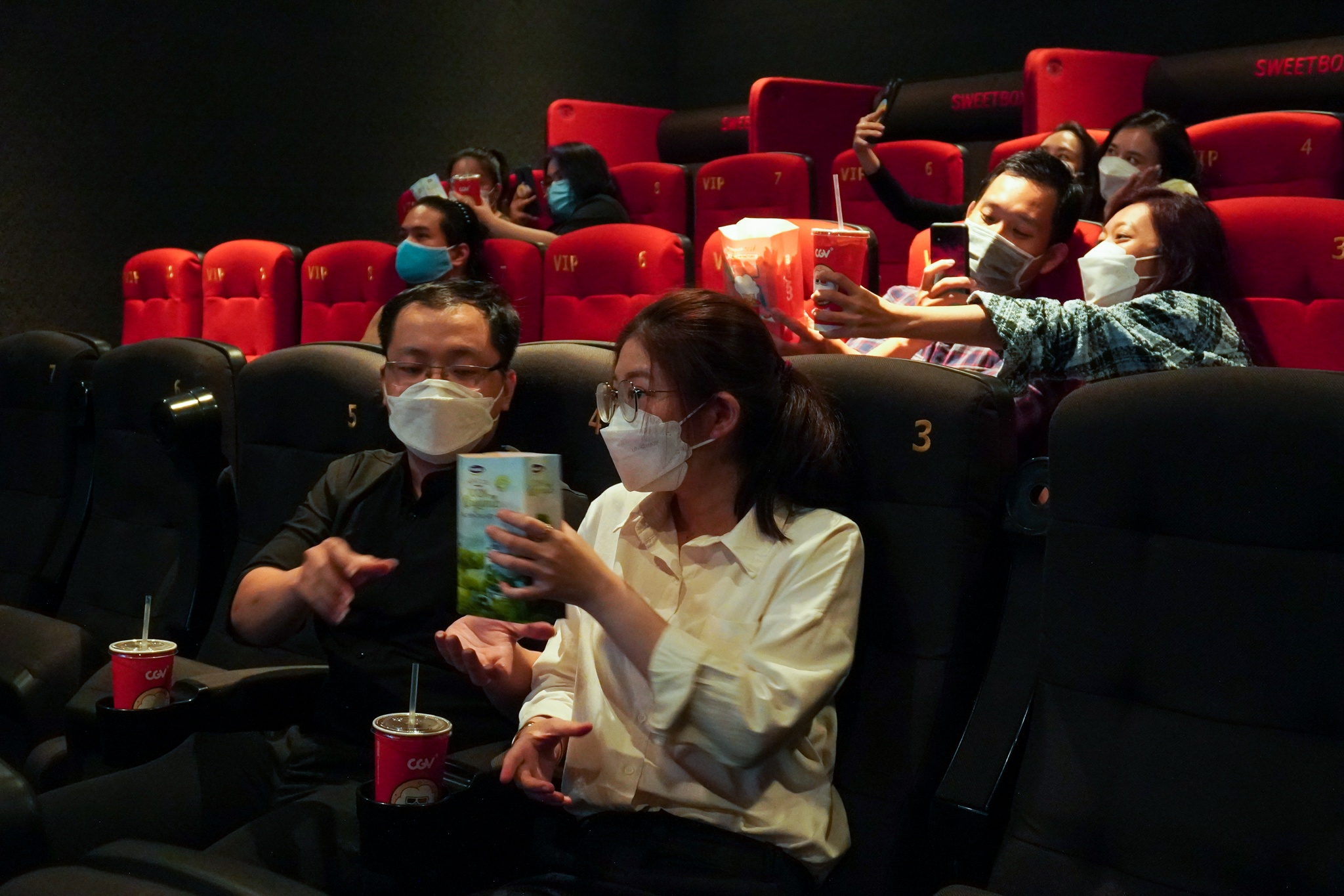 rap phim mo cua anh 9