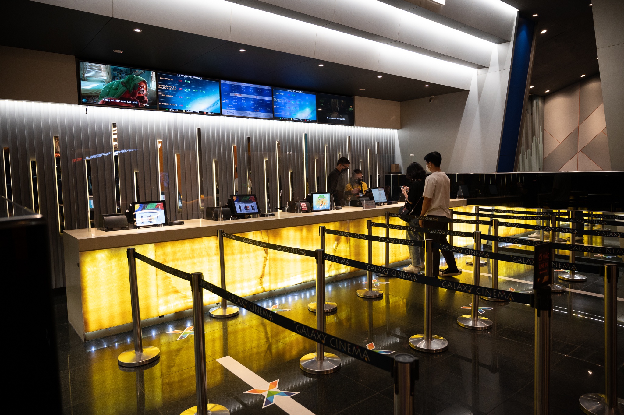 Rạp phim TP.HCM thất thu 3 ngày đầu mở cửa ảnh 1 Rap phim TP.HCM that thu 3 ngay dau mo cua anh 1