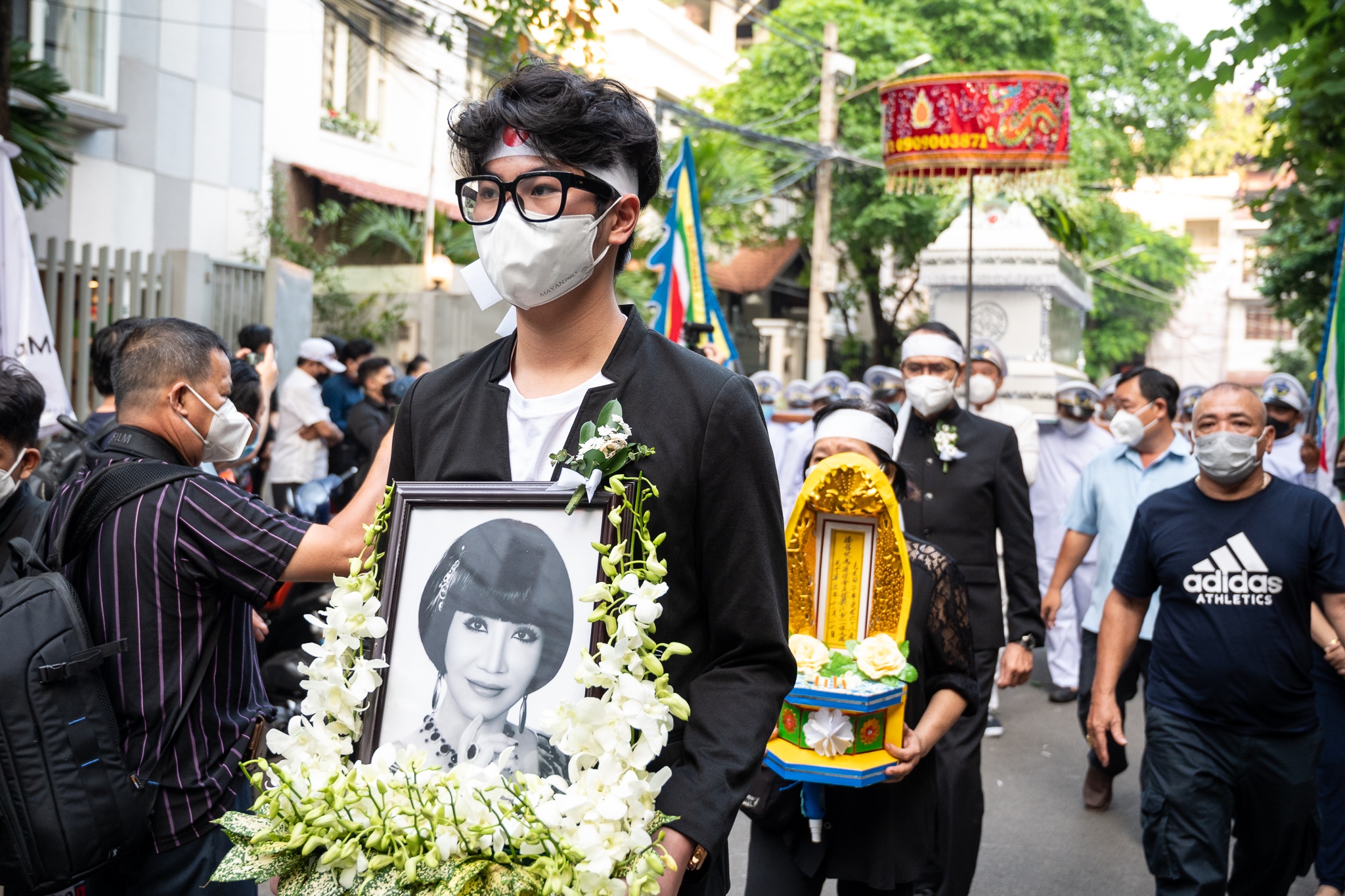 Thanh Kim Hue qua doi anh 6