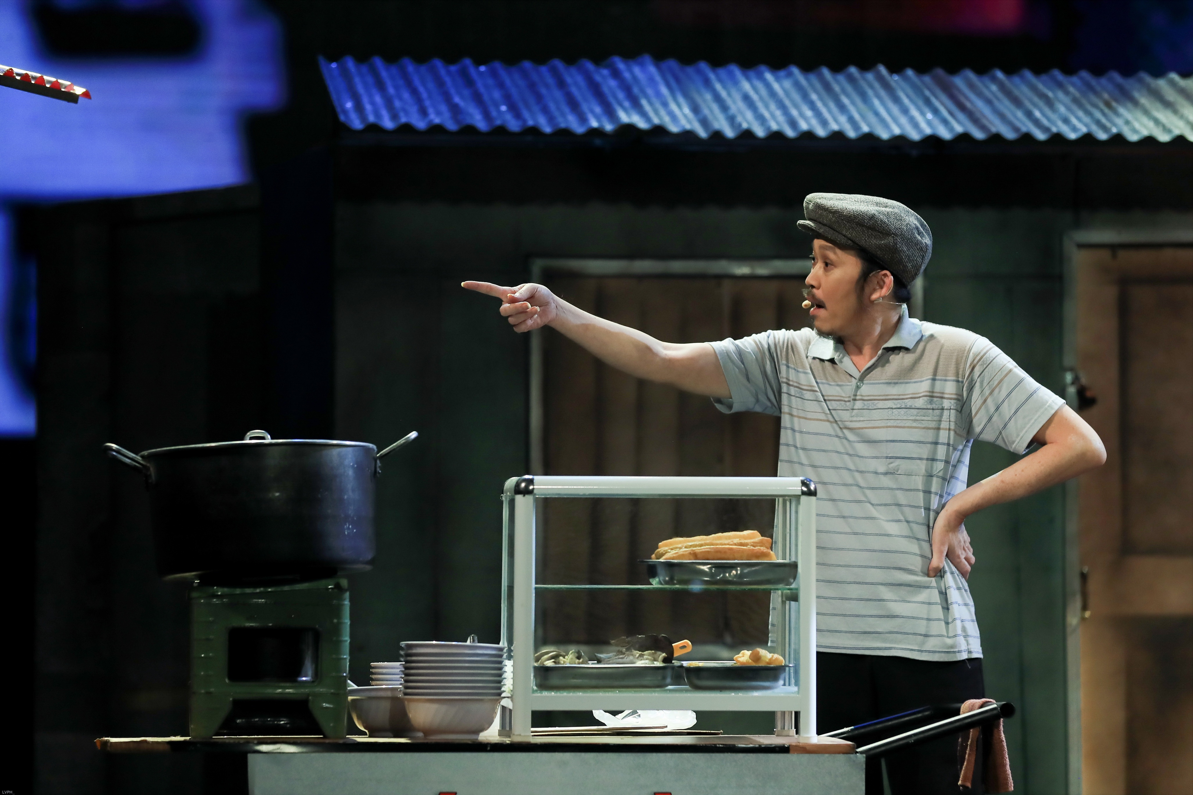 Hoai Linh tai xuat anh 1