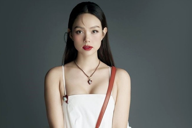 Minh Hang: 'Toi chap nhan dong canh nong de lam moi minh' hinh anh