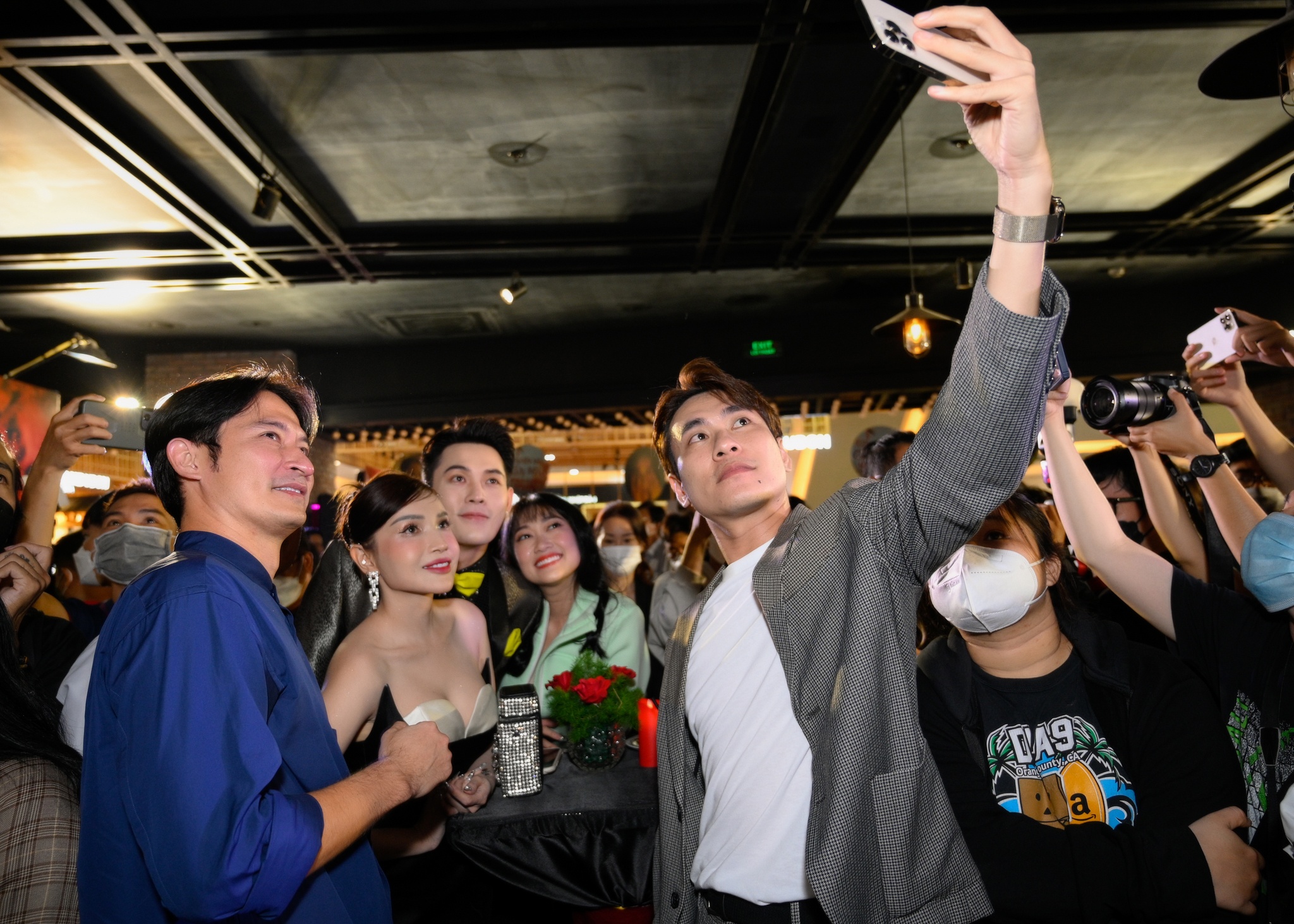 ra mat phim Chuyen ma gan nha anh 11